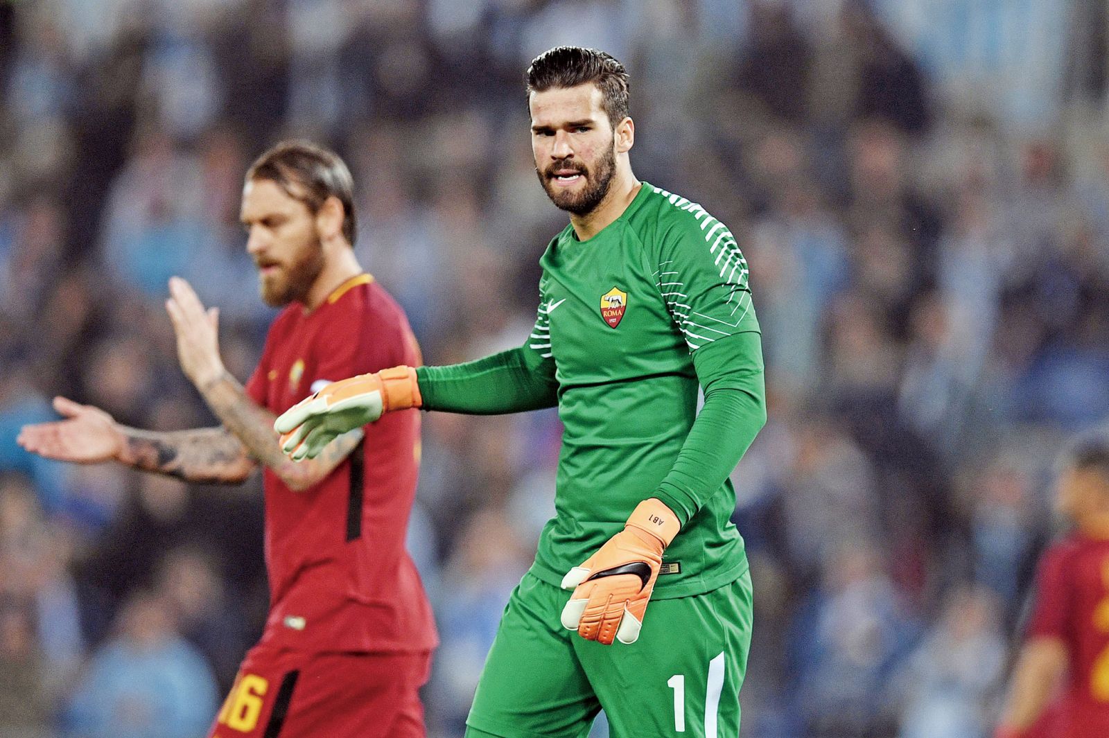 纳也在近年 纳也在近年